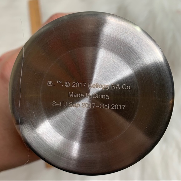 {3/$25} NEW red stainless steel water bottle - Picture 6 of 9